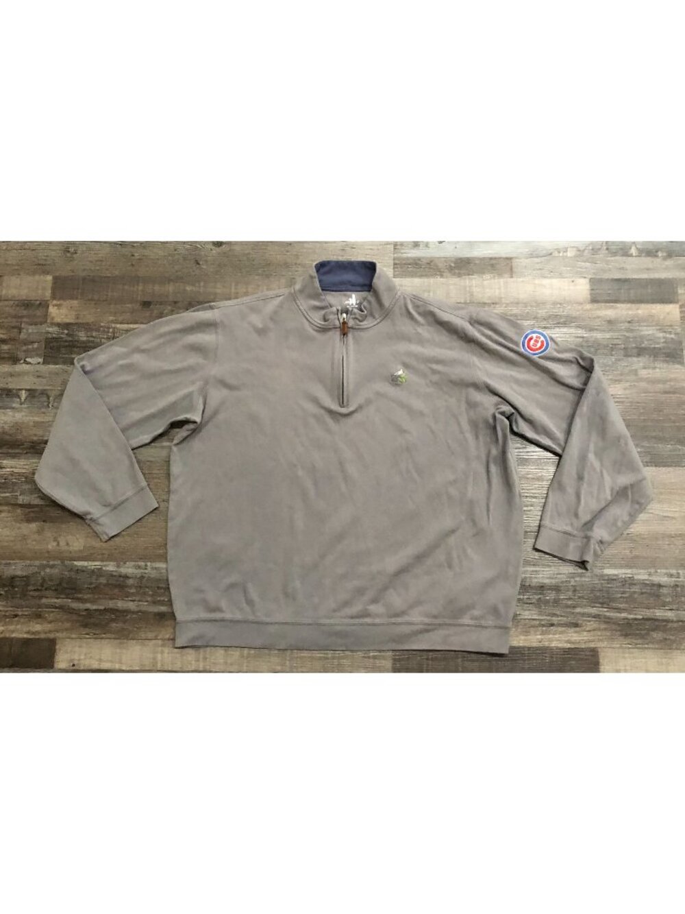 Johnnie-O Mens XL Gray 1/4 Zip Pullover with Chicago Cubs Patch